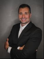 Roberto M. Martins